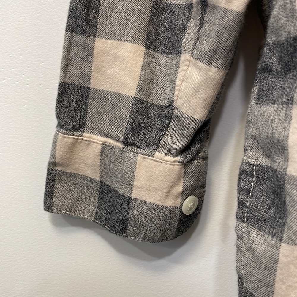 Madewell. Like New. Button Up Flannel-Like Top. X… - image 3